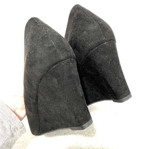A New Day black faux suede wedge heel pumps career shoes US size 8M classic look - Picture 9 of 10